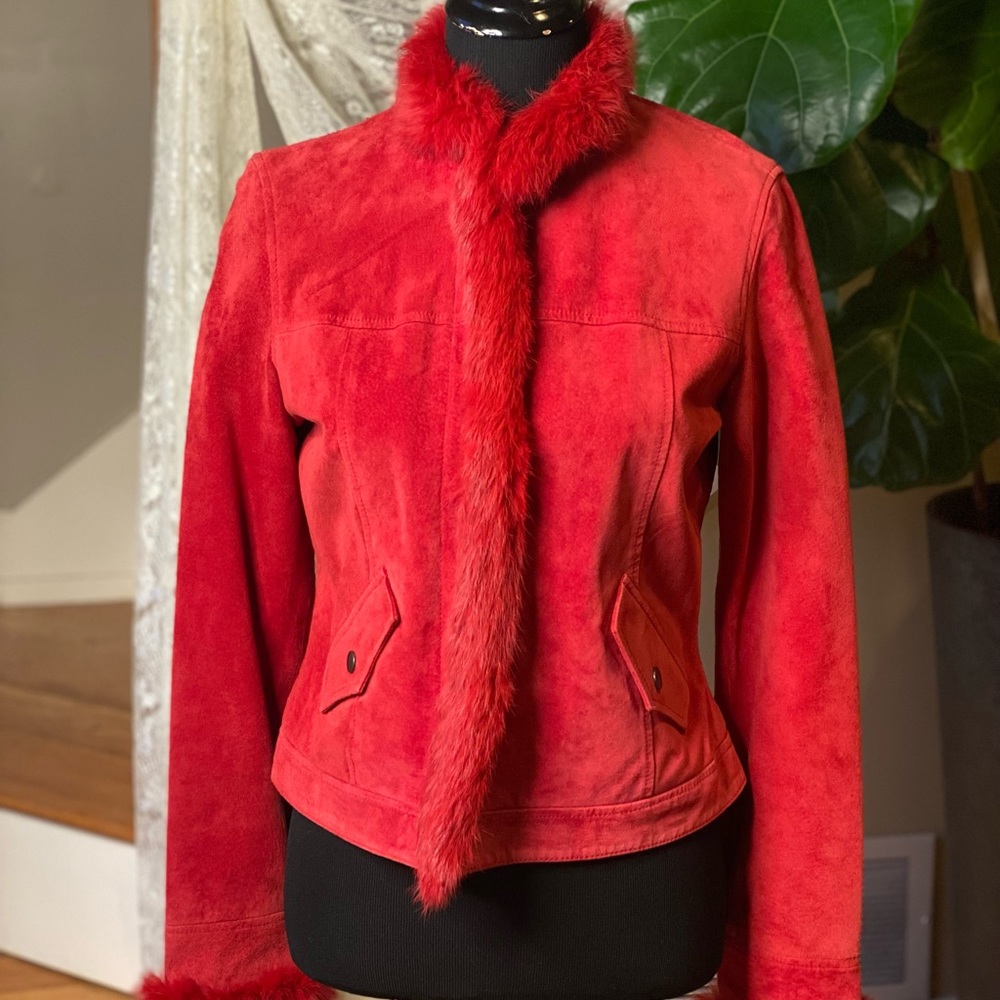 Révue Women’s Red Leather and Fur Jacket